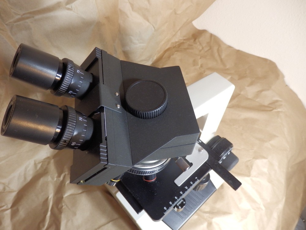 OMAX 40X-2000X LED Compound Microscope