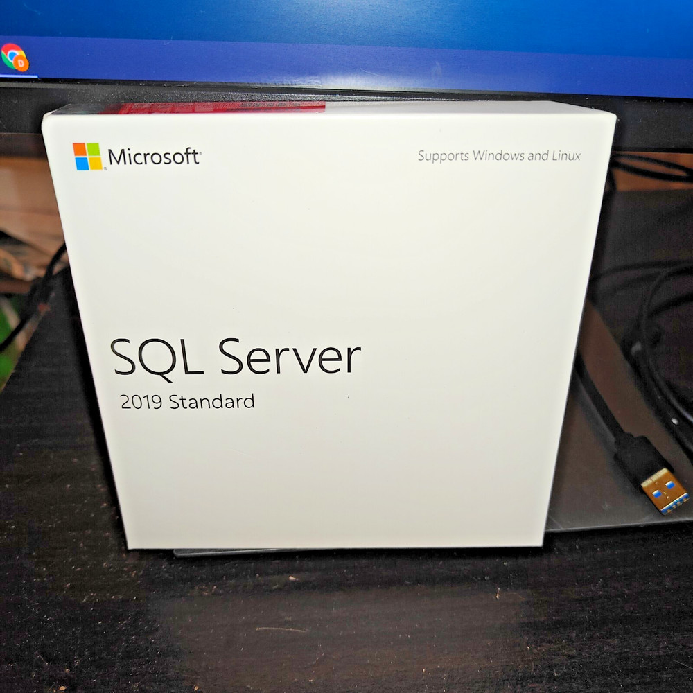 Microsoft SQL Server 2019 Standard 24 Core/25 CAL - DVD Box Pack