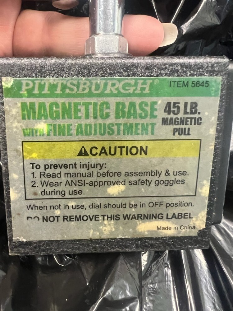Pittsburgh No. 5645 Machinist 45 Lb Pull Magnetic Base / CV Tools