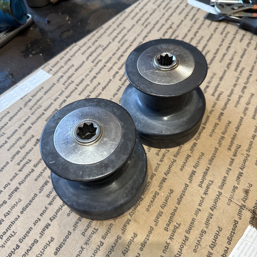 Lewmar 30 size 2speed winch (2)