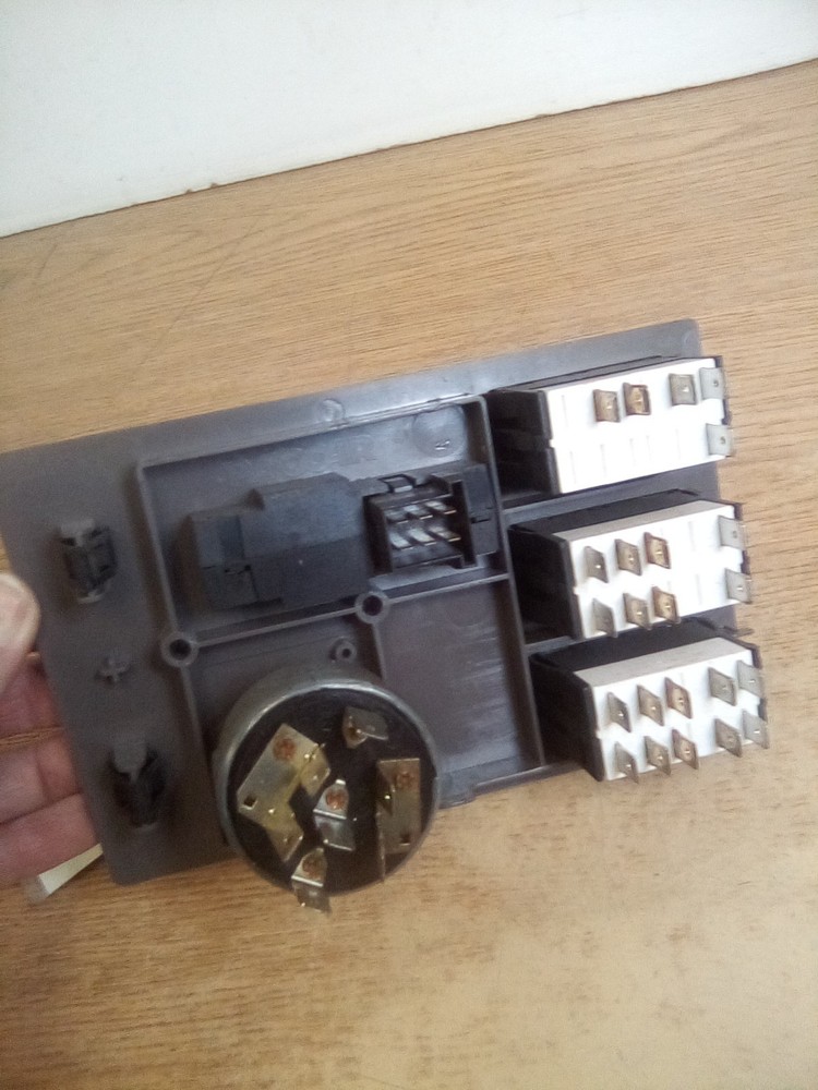 Peterbilt 387 Paccar Dash Panel W/Ignition Switch & Key