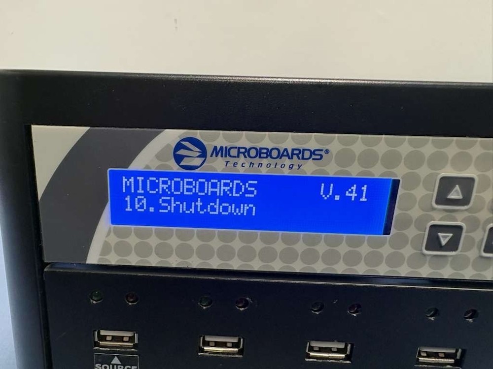 Microboards Technology 8 Port USB Flash Drive Duplicator Model CFD-USB-07