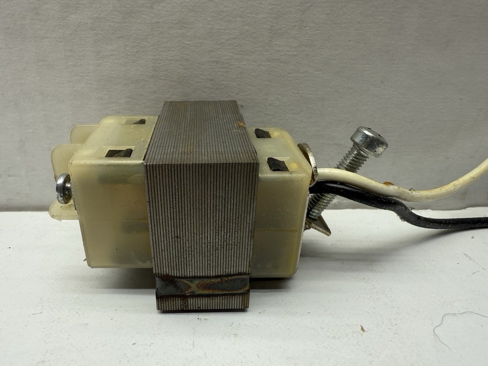 Products Unlimited Control Transformer 7242 33224007