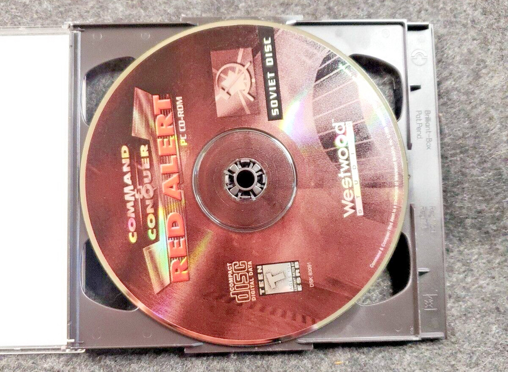 Command and Conquer Red Alert Soviet and Allied Discs Westwood Studios PC .(SB4)