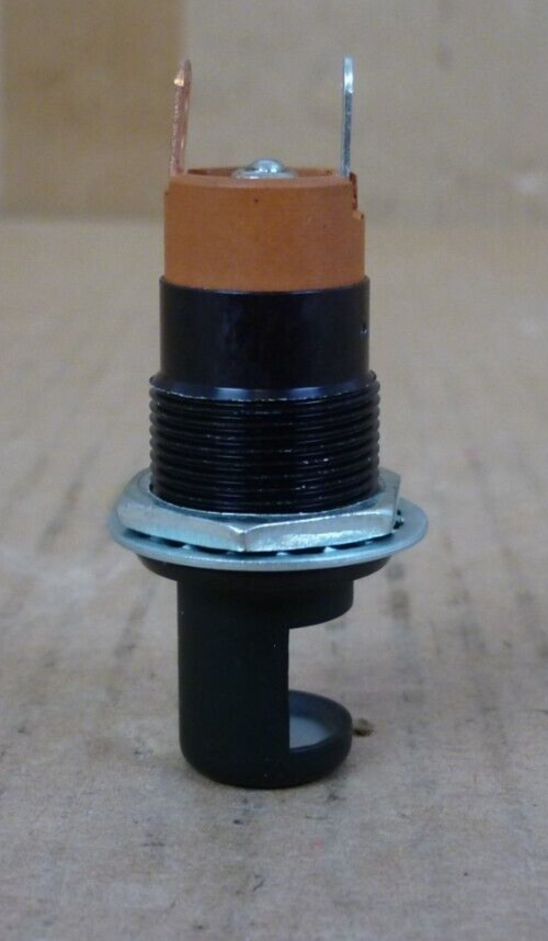 VCC Socket panel Mount Miniature Bayonet P/N 900-200