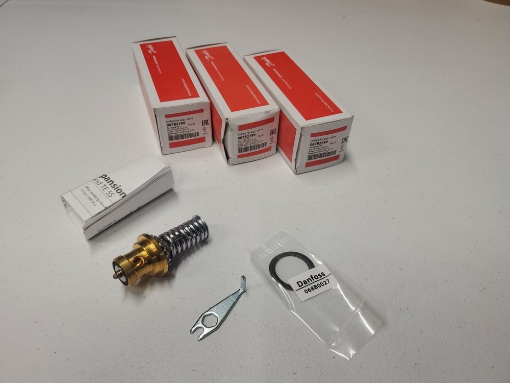 1PC Danfoss expansion valve 067B2789