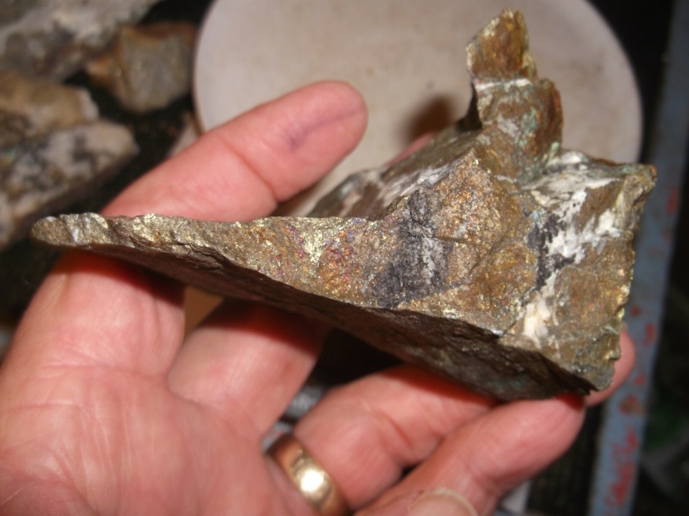 Gold, silver, copper, 324 grams samples ,ore high grade .