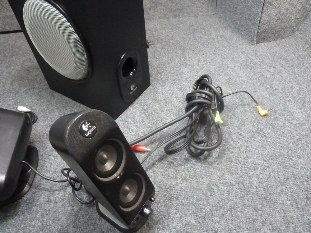 Logitech X-530 Surround Sound PC Computer Speaker System