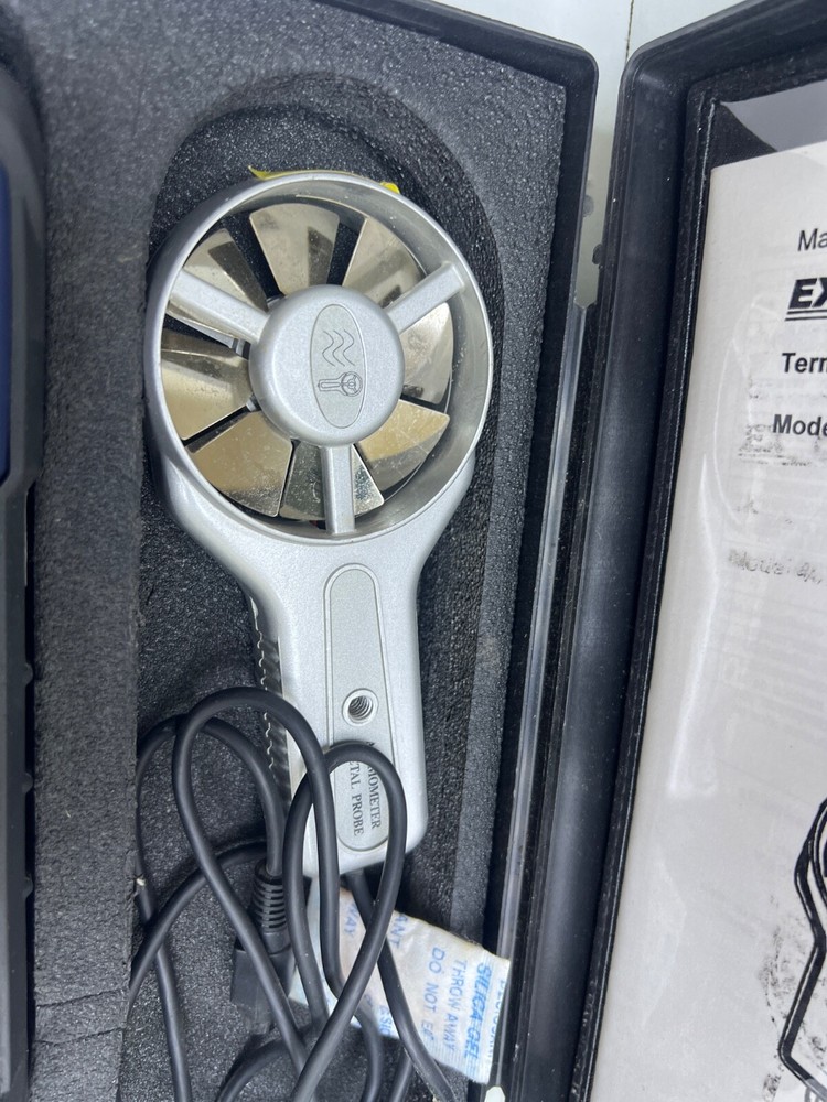 Extech CFM Thermo-Anemometer Model 407113