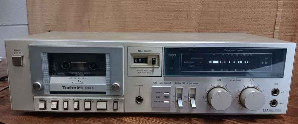 Vintage Technics Cassette Deck Model RS-M218