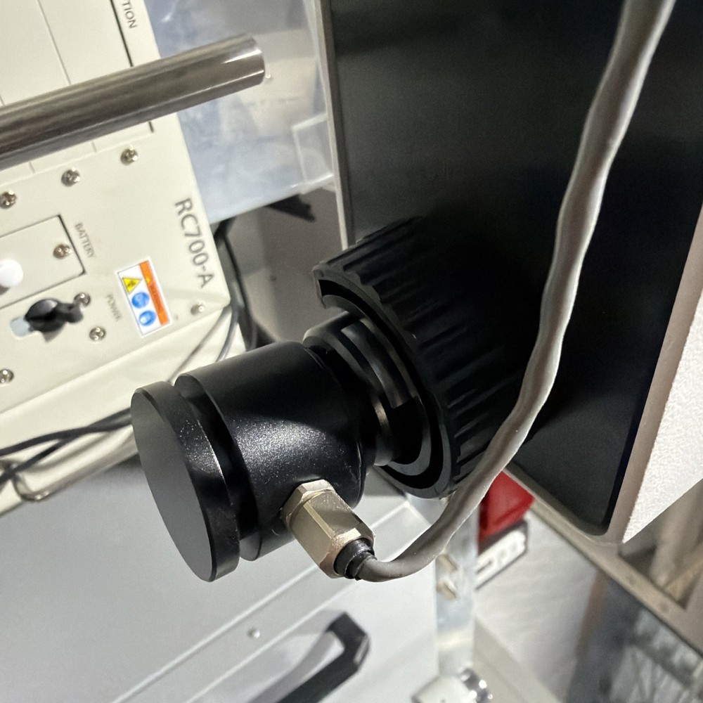 Mitutoyo TM Series 176-820A Tool Makers Magnification Microscope