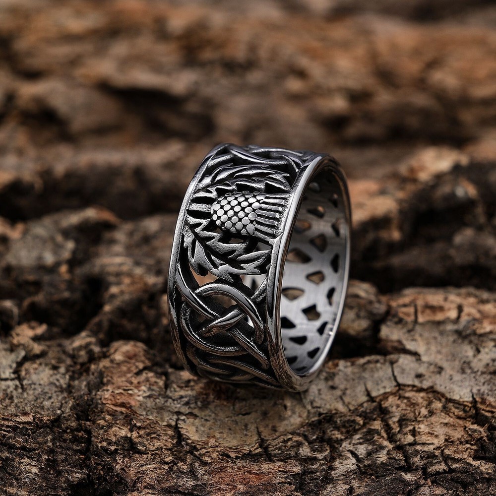 Stainless Steel Unisex Celtic Scottish Thistle Ring (Size 7-12)