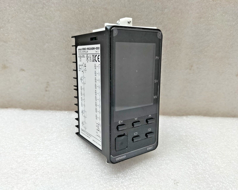 OMRON E5EC-RX2ASM-000 DIGITAL TEMPERATURE CONTROLLER