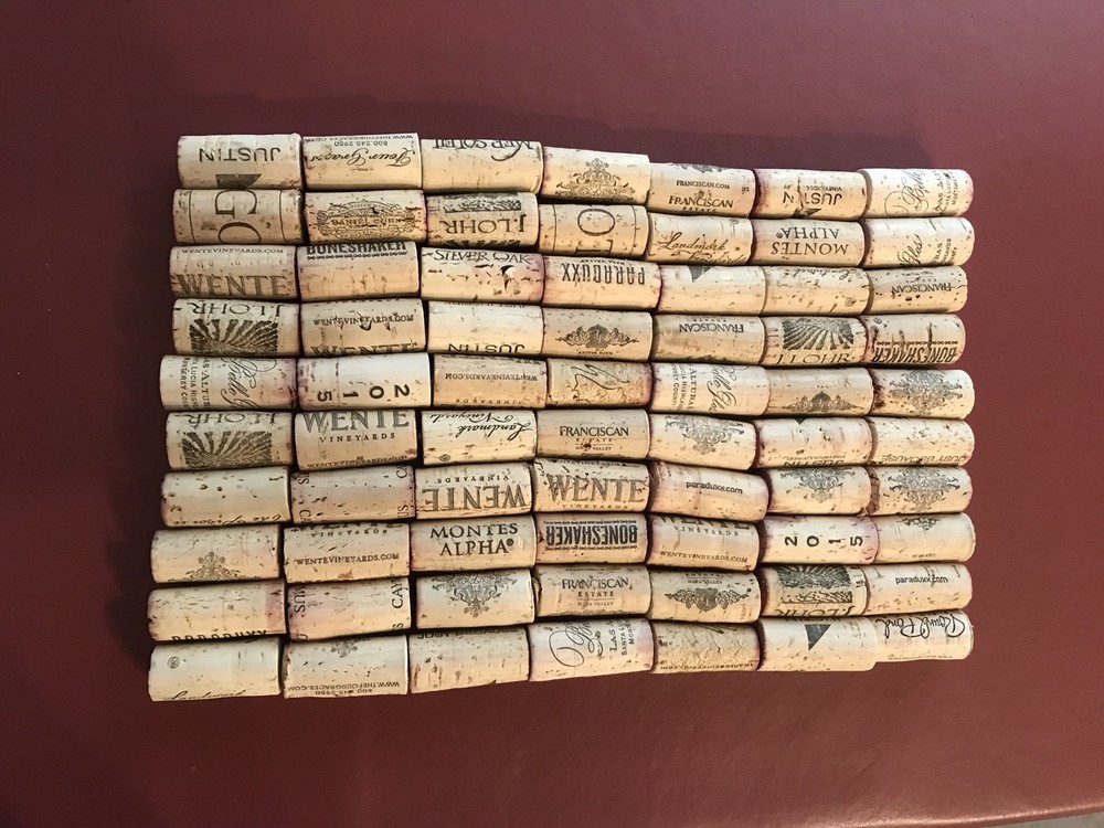 70 White And Red Used Corks