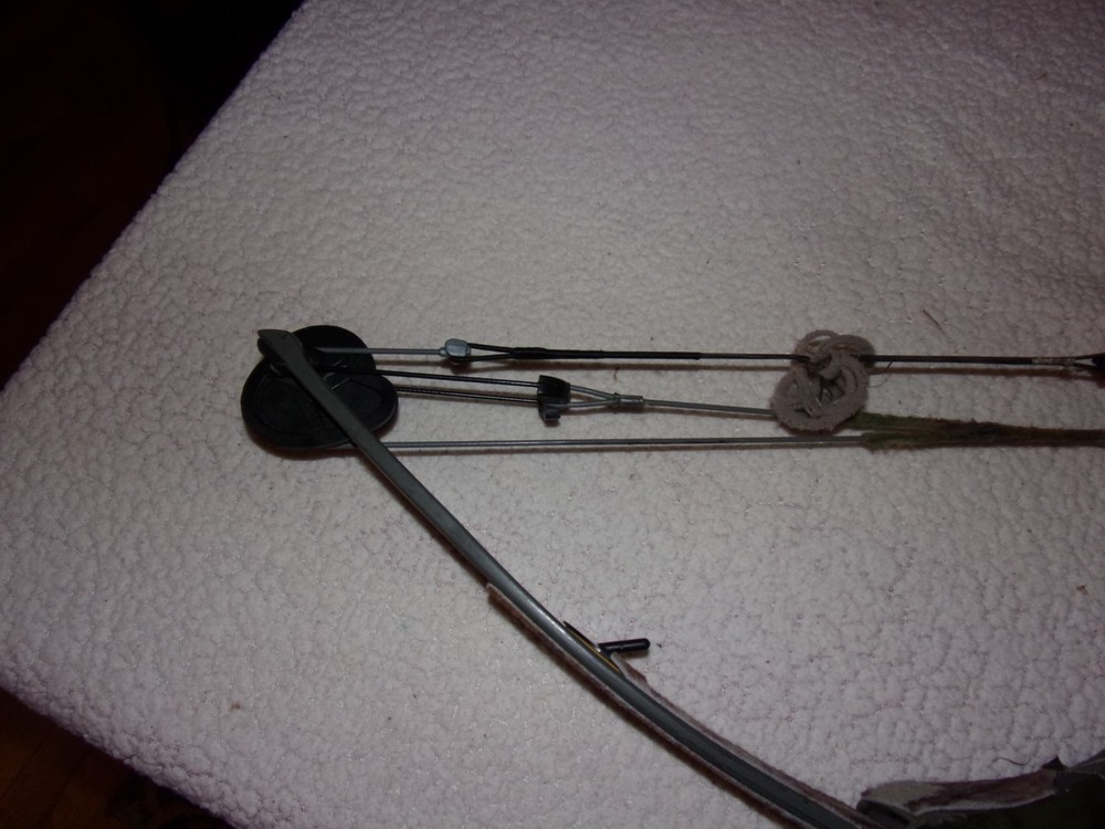 PSE Game Sport Compound Bow