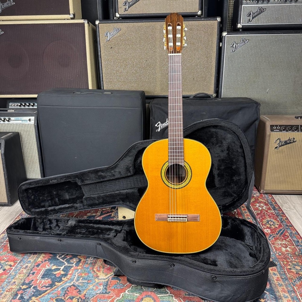 Takamine 32-C Solid Spruce Top Classical Concert - 2018