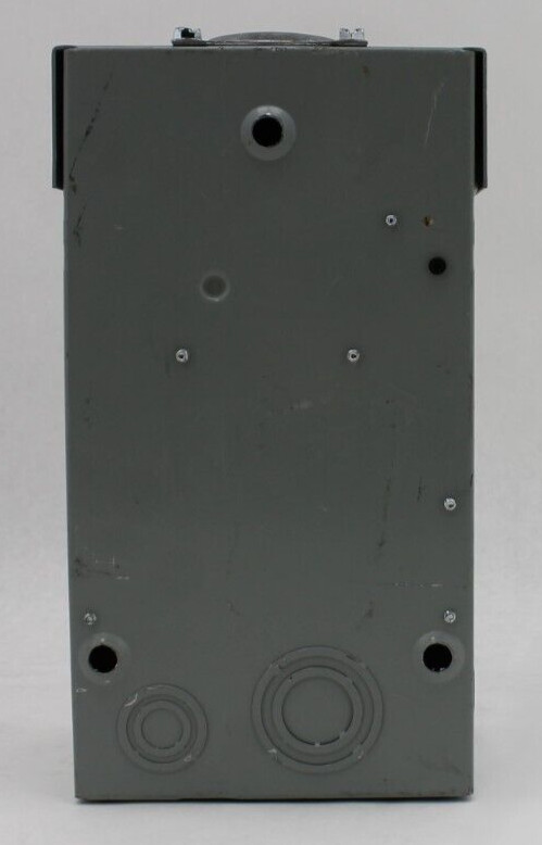 New Eaton CHU7NS Unmetered Power Outlet Panel