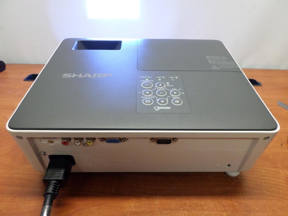 Sharp PG-LX2000 XGA Conference Room Projector