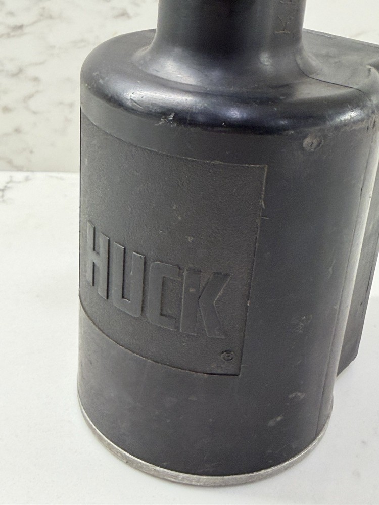 Huck 227 pneumatic air riveter tool