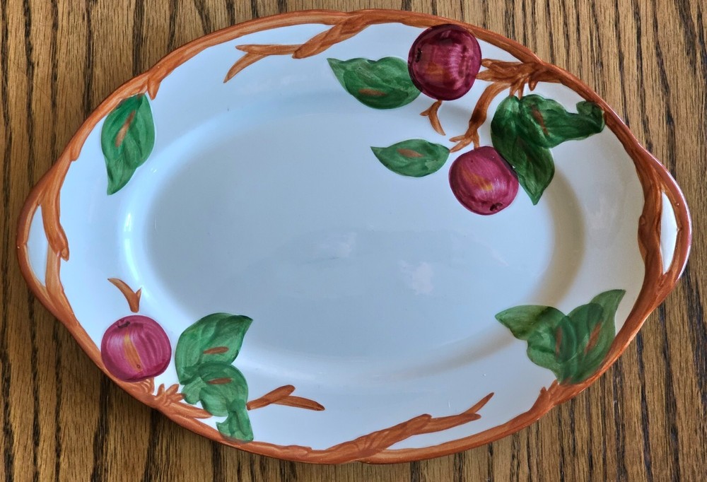 FRANCISCAN APPLE USA - 42 Pieces