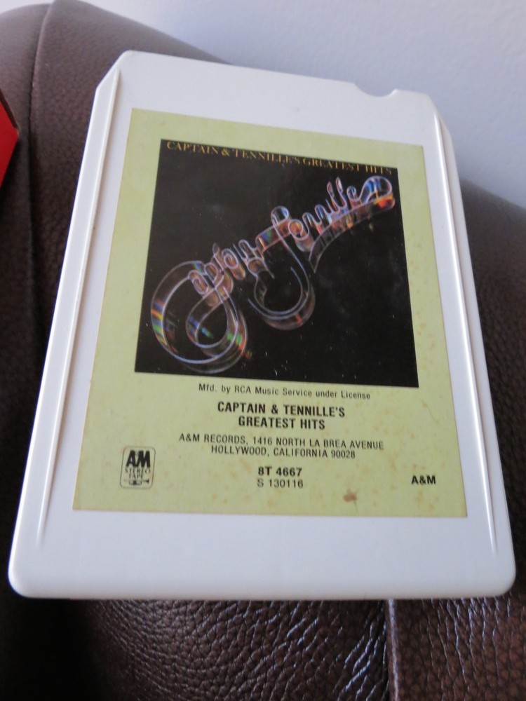 CAPTAIN & TENNILLE 8 TRACK - GREATEST HITS - UNTESTED