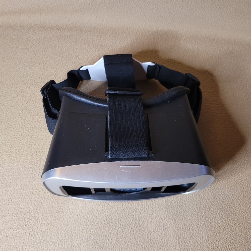 VR Park Virtual Reality Glasses Headset With Bluetooth Remote Controller