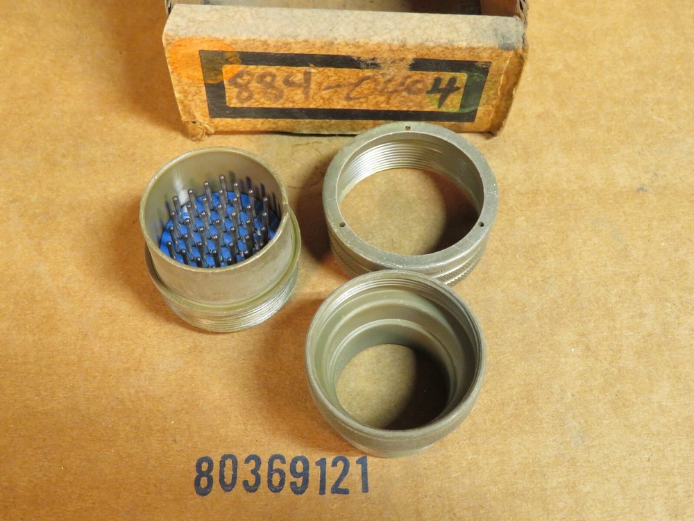 AMP Amphenol MS3106A-28-21P