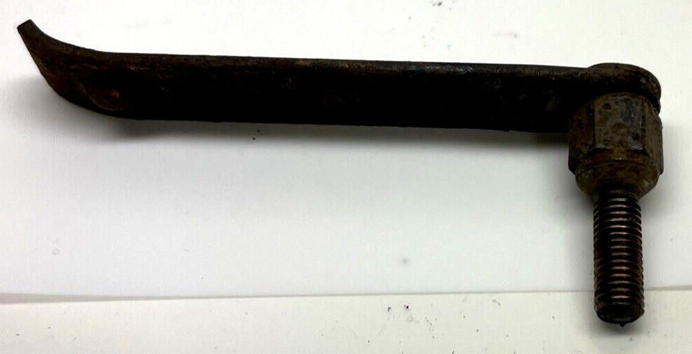 EISEMANN TYPE GS4 EDIT 2 MAGNETO DISTRIBUTOR CAP RETAINER Ref# 305-730
