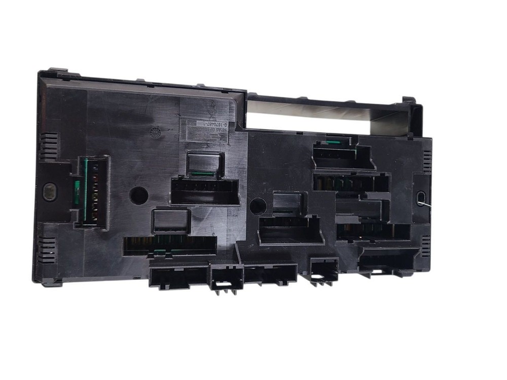 X4 2016 Fuse Box Cabin 638066