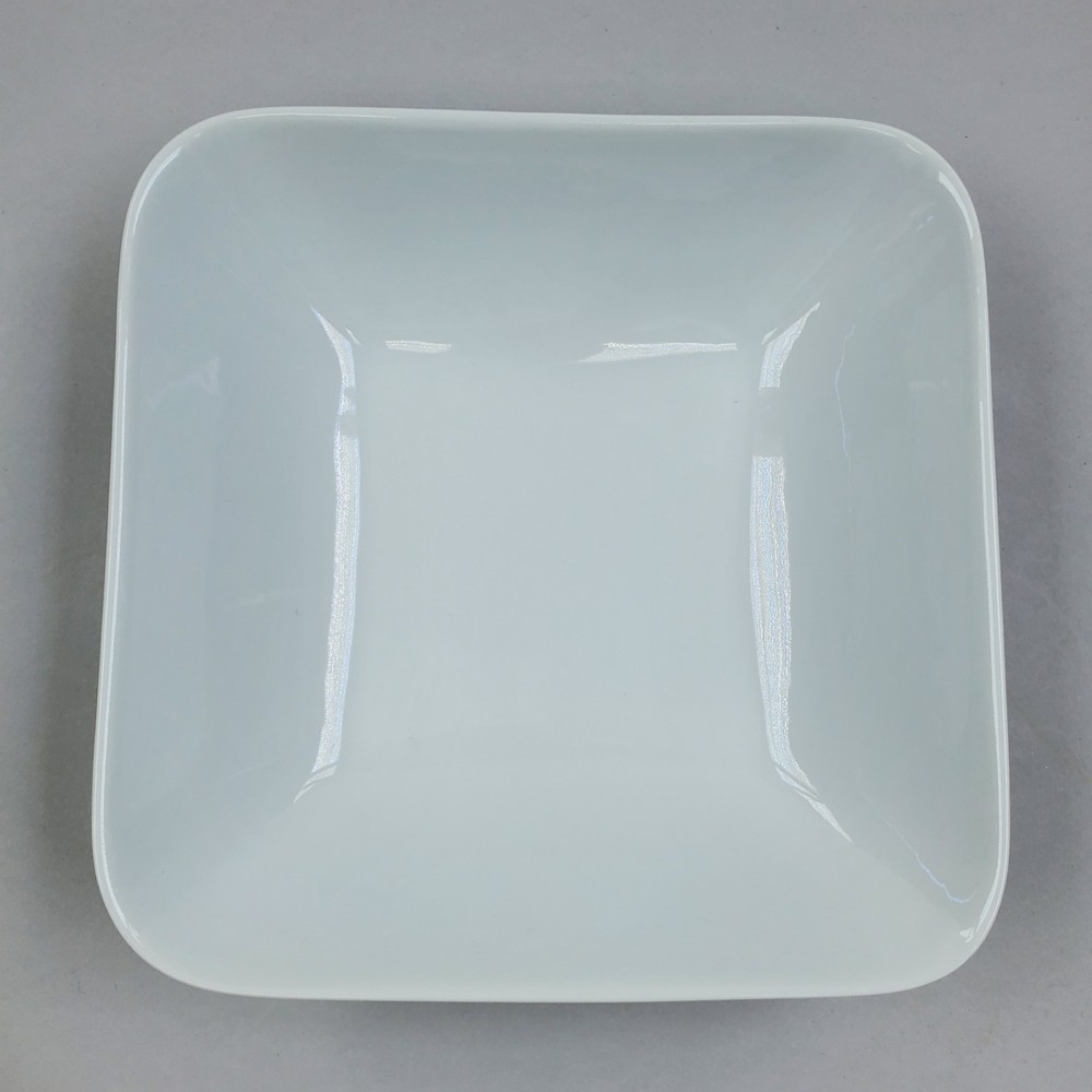 Delta Airline International First Class Plain White Large Square Bowl 0442-06440
