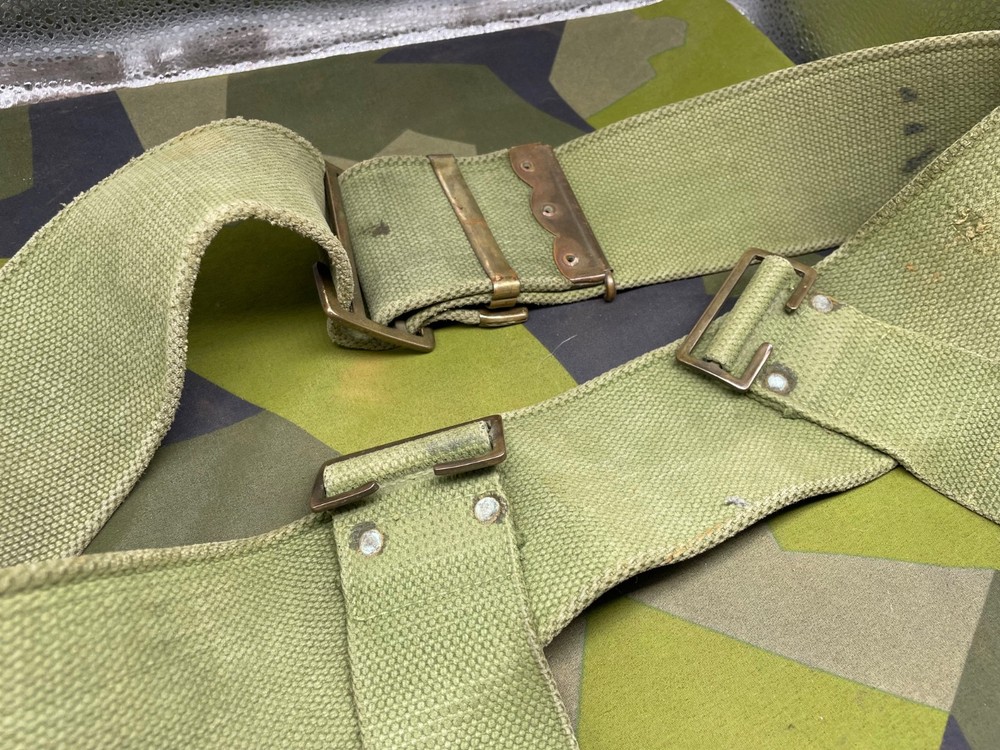 Original WW1 British Army 1908 Pattern Webbing Belt - Approx Size 40" Waist
