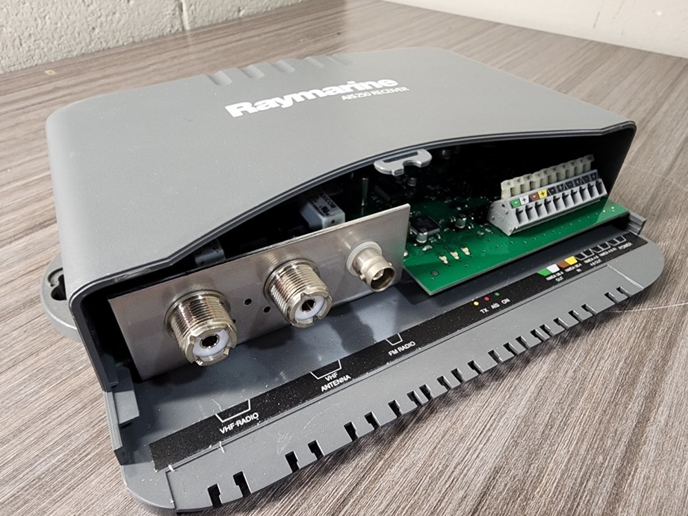Raymarine Boat AIS250 Receiver Module
