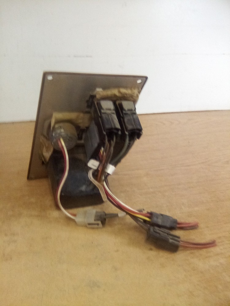 2009 Peterbilt 335 Switch Dash Panel S64-6032M01