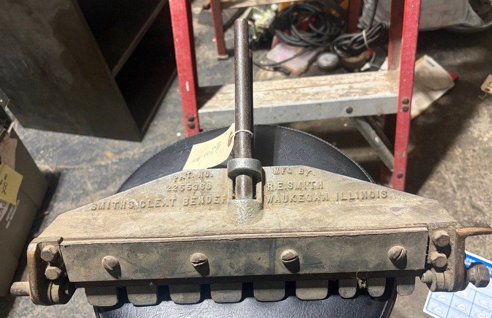 Smith Cleat Bender 12"