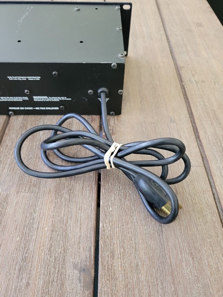 DOD Graphic Equalizer R-831 C Series