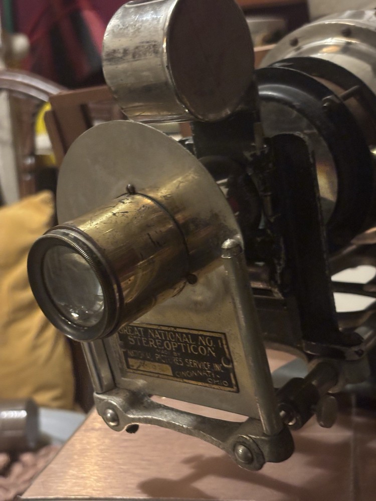 1910 Magic lantern
