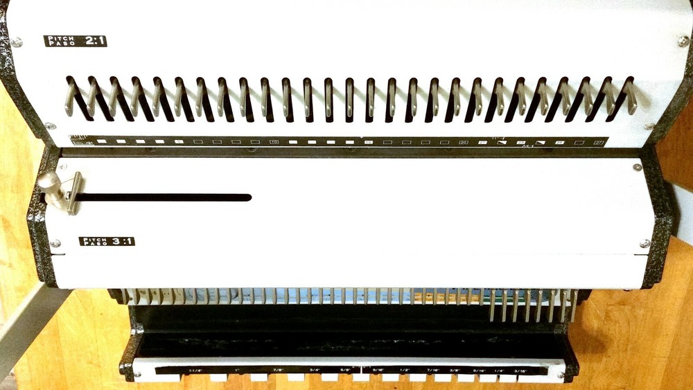 Akiles WireMac-Duo Wire Binding & Punch for 2:1 & 3:1 spines 14"