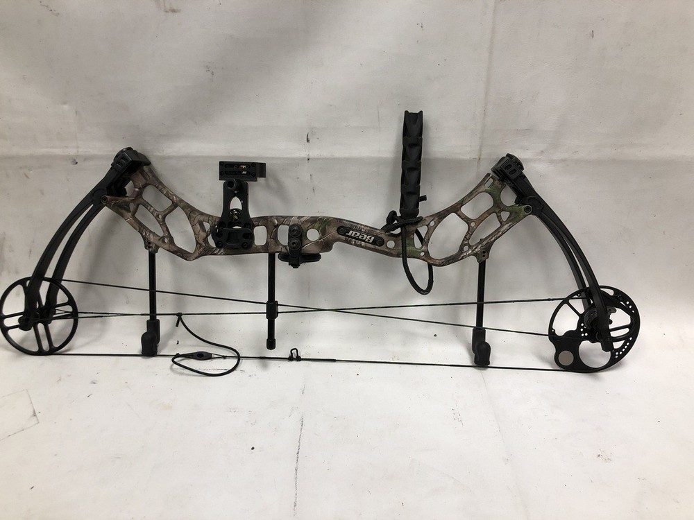 BEAR MARHAL RH COMPOUND BOW - CAMO