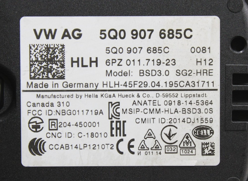 2018 - 2021 VOLKSWAGEN GOLF REAR LEFT SIDE BLIND SPOT RADAR SENSOR MODULE OEM