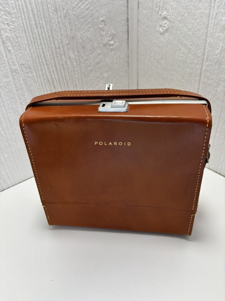 Polaroid Highlander Land Camera Model 80A with Leather Carrying Case Untested