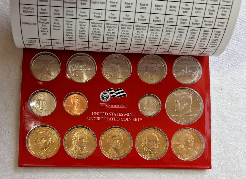 2007 US Mint Uncirculated Coin Sets Philadelphia & Denver Mints