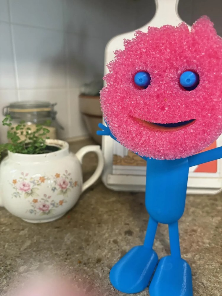 "Scrub Daddy" Kitchen Sponge Holder