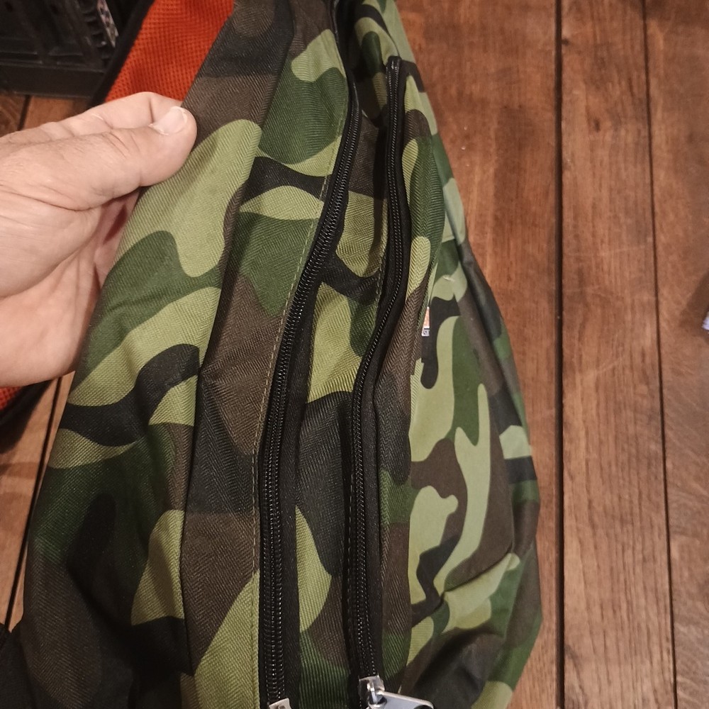 trailmaker classic camouflage crossbody backpack