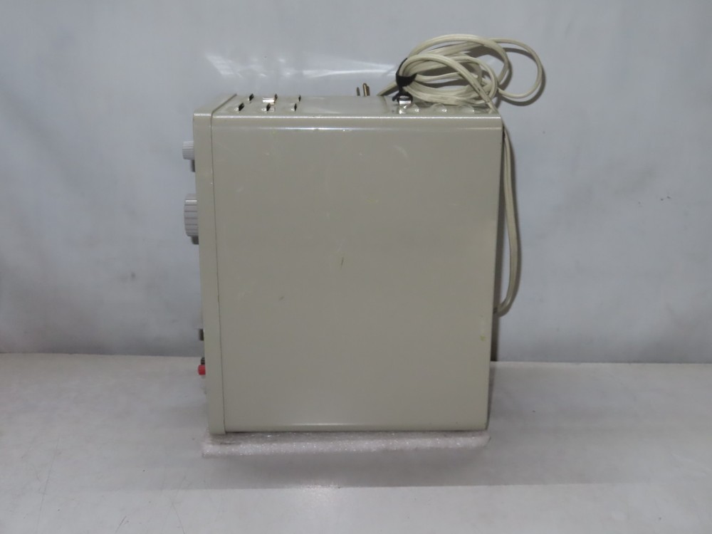 Vintage audio oscillator Cenco 80593