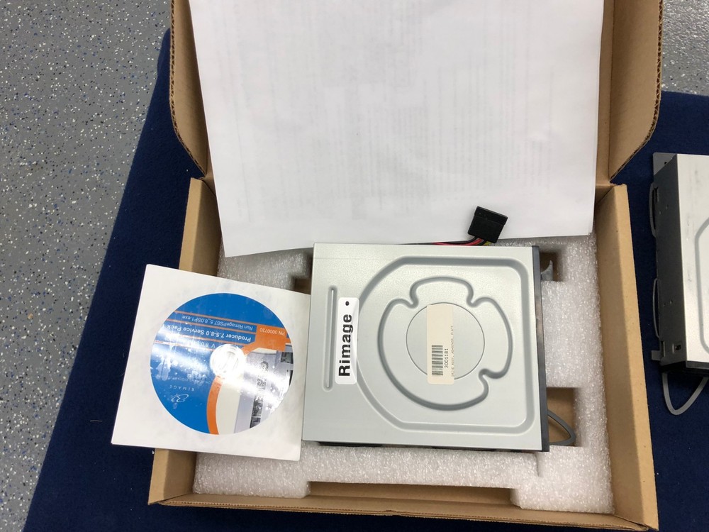 Rimage 8100, 7100, 6100 SATA Duplicator CD/DVD Recorder