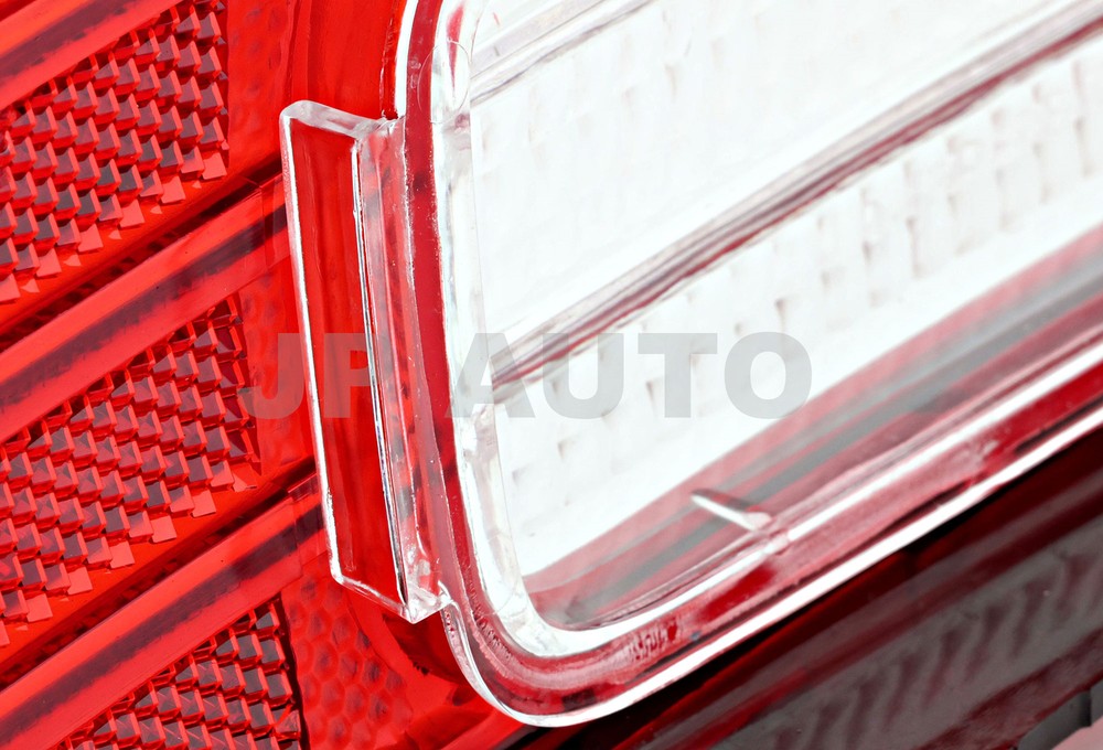 For 1993-1996 Chevrolet Caprice Tail Light Set Driver and Passenger Side