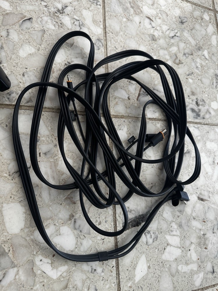 HTC Vive VR Headset Bundle + Pro Audio Strap (Read Description)