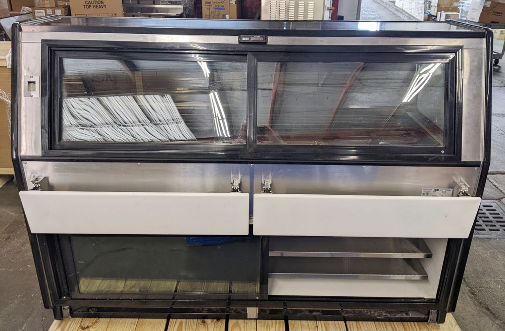 Structural Concepts GCDT656RLB REMOTE COOLED Cold-Over-Cold Fusion Combi Case