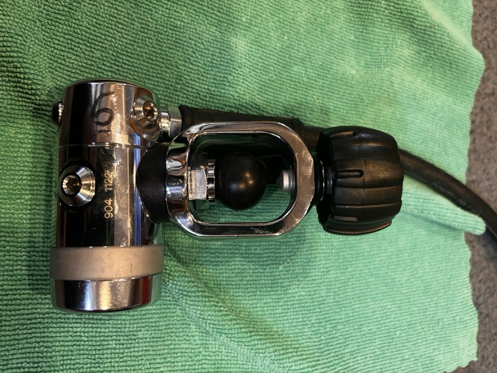 Apeks TX50 Regulator - Pre-owned