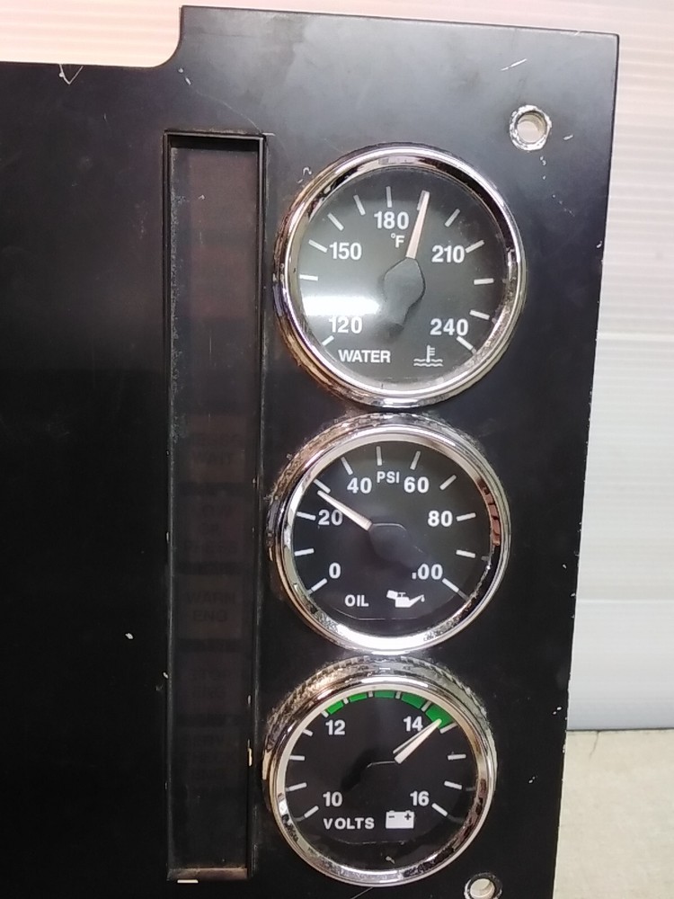 International 9400 Gauge Panel Dash Panel 3517413C91